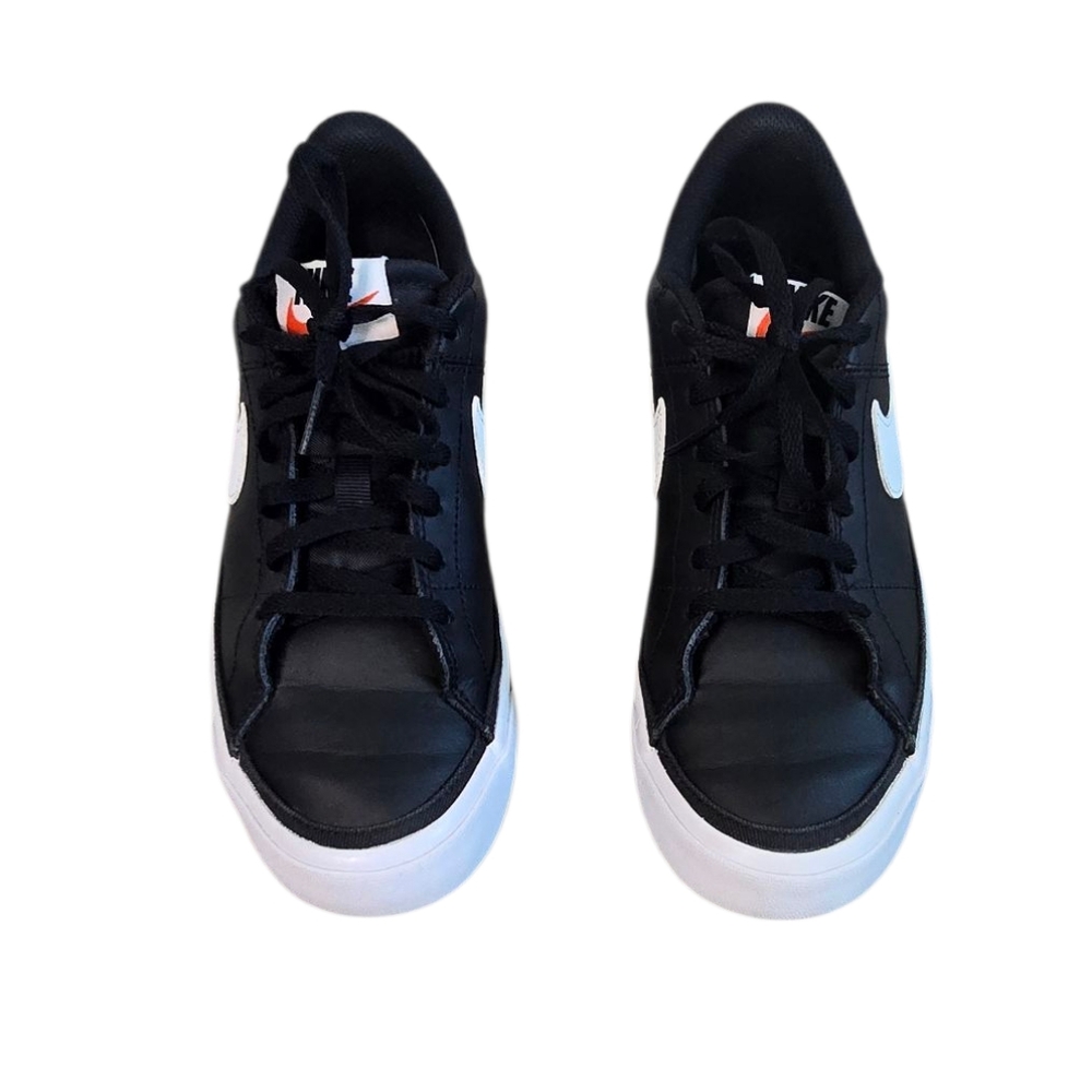Nike Kids Black and White Sneakers - Picture 3 of 10